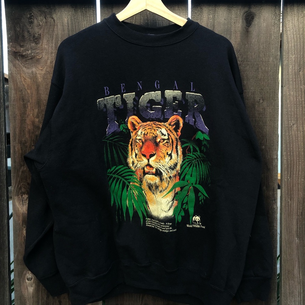 Vintage world wildlife fund tiger sweater.